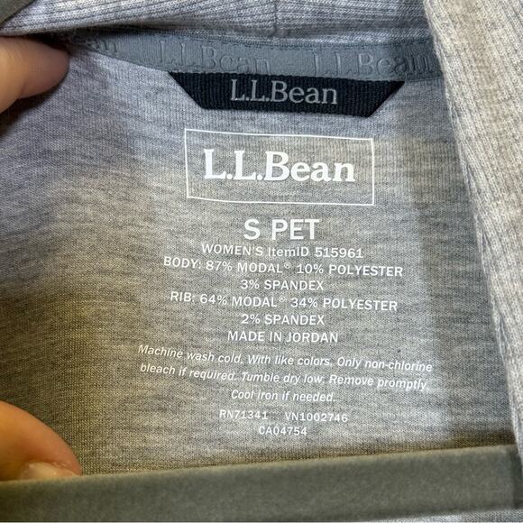 L.L. Bean, Gray Cardigan Sweater with Relaxed Fit. Size Small Petite. - Picture 4 of 5